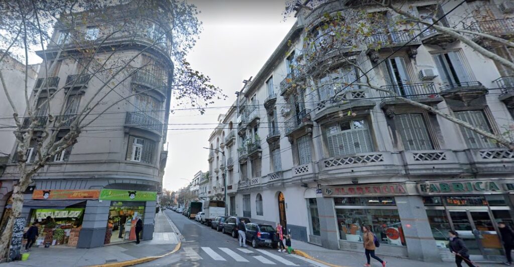 Almagro: vecinos piden que el Pasaje Peluffo recupere su nombre tradicional