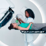 Comuna 15: Llegaron al país los equipos que se instalarán en el Centro Argentino de Protonterapia