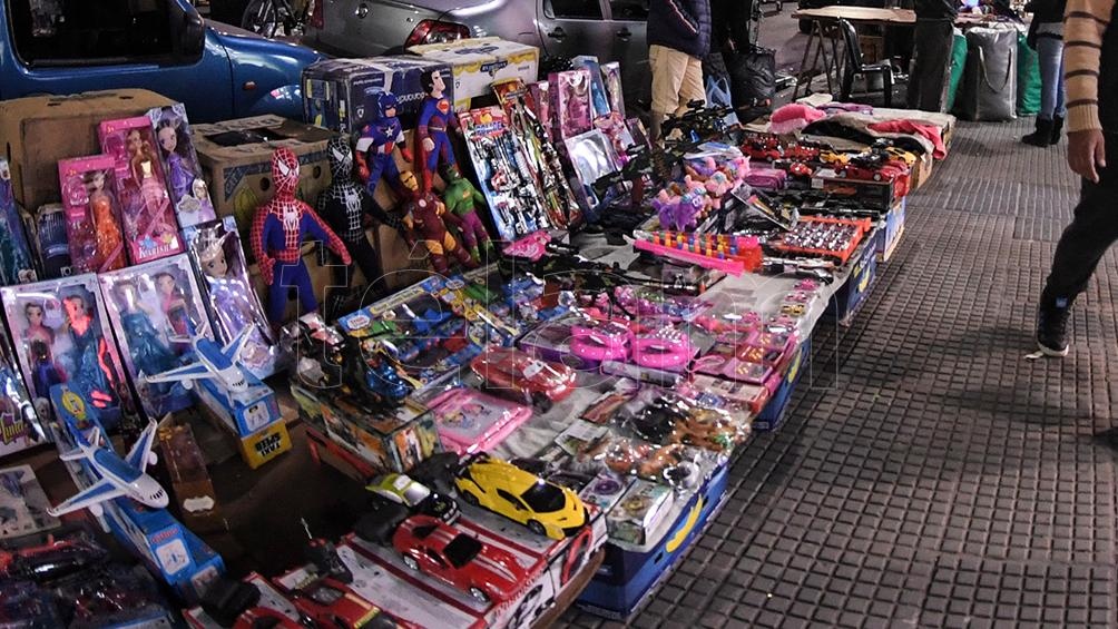 La venta ilegal callejera subió 21,3% en mayo en principales arterias de la Ciudad de Buenos Aires