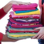 Bajo el lema “Abriguemos la Ciudad”, la Juventud Peronista colecta ropa en varios puntos de Saavedra