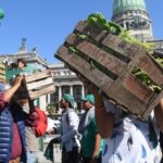 Con un “Alimentazo Federal” frente al Congreso, la UTT donará 10.000 kilos de verdura