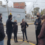 Bullrich, funcionaros y comuneros visitan lugares de la comuna 8