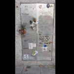 Caballito: amigos y fans crearon un santuario en el lugar donde falleció Palo Pandolfo