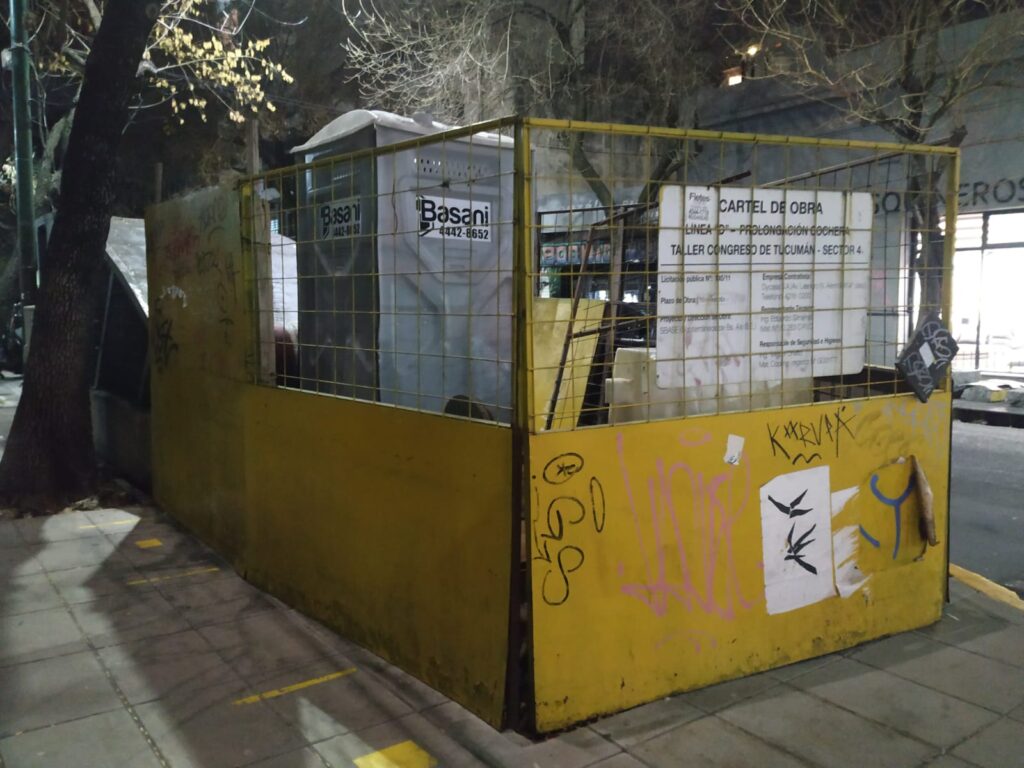 Vecinos conviven desde 2014 con un obrador de subte en Pedraza y Cabildo