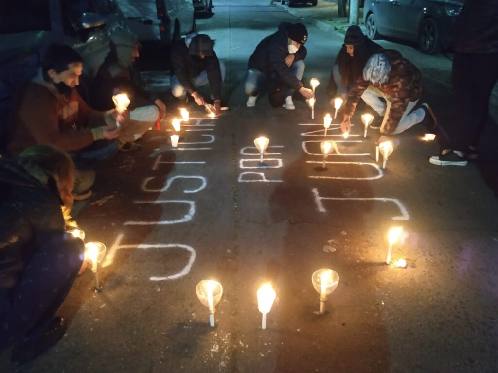 Nuevo acto con velas por Juan Francisco Ghergo: “Queremos Justicia”
