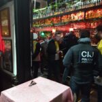 Desbaratan dos fiestas clandestinas en Villa Crespo y clausuran bares en Palermo tras inspecciones