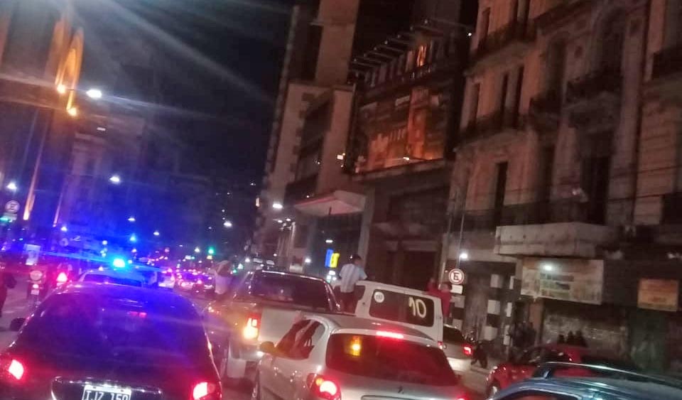 El Abasto festejando la copa