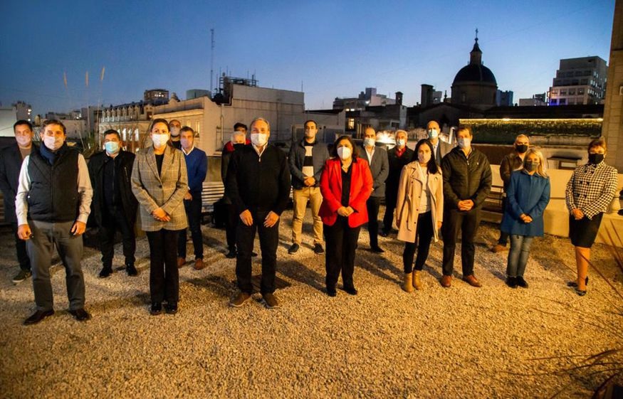 Juntos por el Cambio se amplió en la Ciudad con 14 partidos, entre ellos el GEN de Margarita Stolbizer