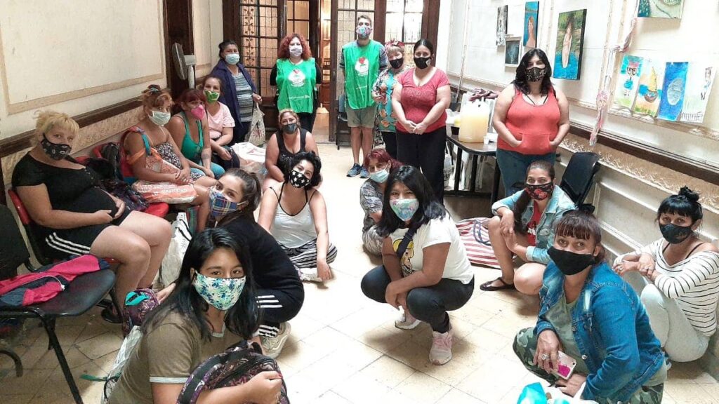 Abasto: proponen declarar de Interés Social a Merienda de los Sueños, que ayuda a familias en situación de calle