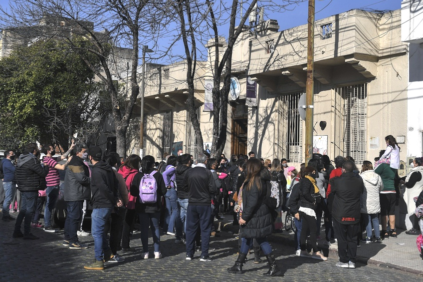 Preocupación por nombramiento de un director en escuela de CABA que hizo apología del terrorismo de Estado