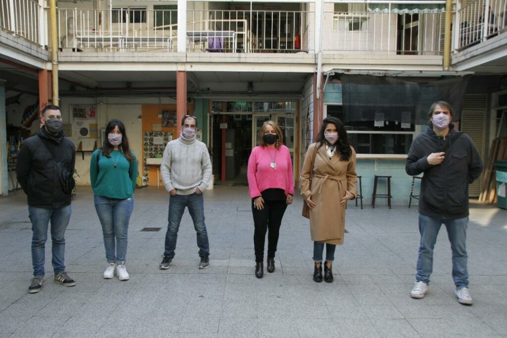 ATE y la legisladora Montenegro donaron materiales a la Escuela de Cerámica de Almagro