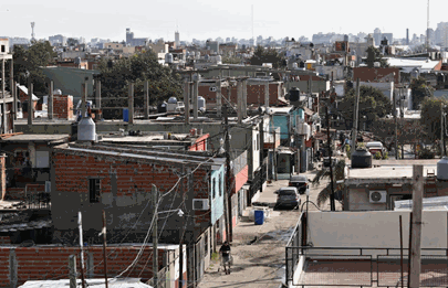 Reunión de la mesa técnica de agua en la villa 21-24