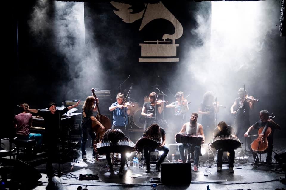 20 años de la Orquesta Típica Fernández Fierro