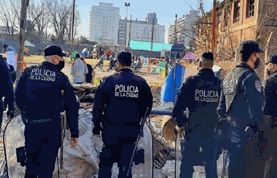 Familias reclaman por vivienda dignas en la villa 21/24 de Barracas