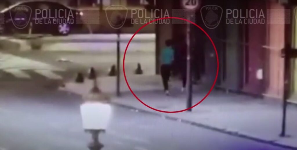 Retiro: tres menores detenidos por atacar en modalidad “Piraña” y robarle a una pareja