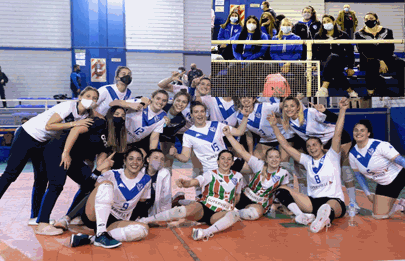 Vélez: las campeonas de vóley que no juegan