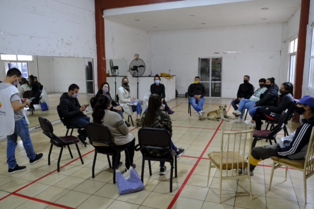 Taller asesoramiento jurídico en cobranzas extra judiciales en el B° Copello