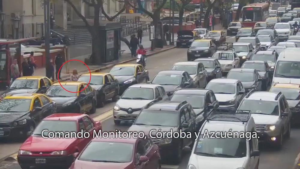 Capturan banda que actuaba por Balvanera y robaba a viajeros de taxis