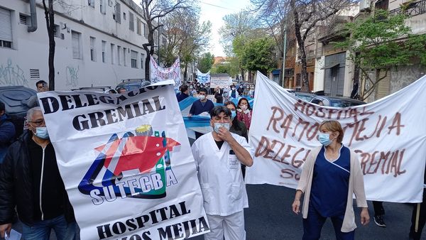 Nuevo banderazo de los trabajadores del Hospital Ramos Mejía