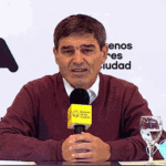 “Todavía no es momento de discutir la retirada del barbijo”