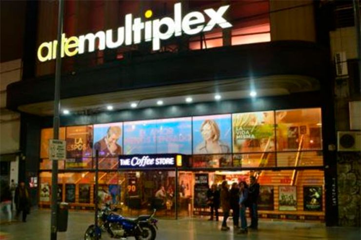 Reabre con cambios el ex Arte Multiplex y el cine vuelve a la avenida Cabildo