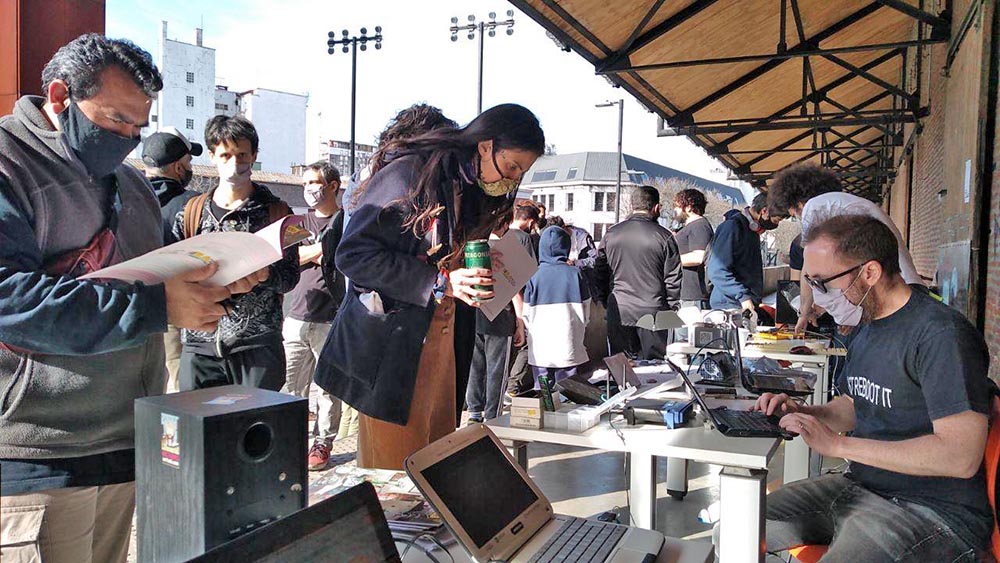 Cybercirujas, “un espacio de reciclado de hardware” en el Parque de la Estación