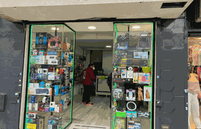 Detenidos por venta de celulares robados en Flores