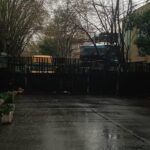 Iniciaron el desalojo en una vivienda en Palermo donde había 25 familias con al menos 15 menores