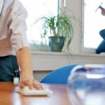 Para promover la formalidad, el Estado aportará hasta un 50 por ciento del sueldo de empleadas domésticas