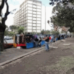 Feriantes de Parque Avellaneda denuncian que no los dejan trabajar