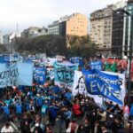 El Movimiento Evita y Barrios de Pie marchan a la Plaza de Mayo para “bancar la unidad del Frente de Todos”