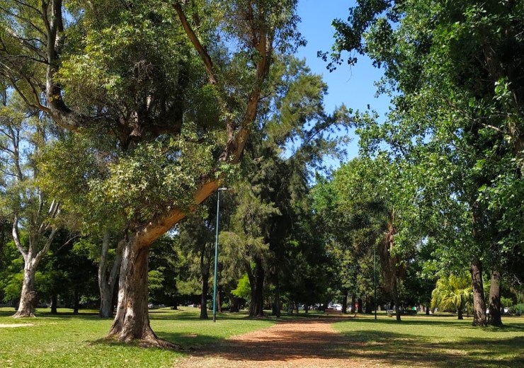 Parque Mugica: la Comuna 12 prevé inaugurar los nuevos baños y juegos infantiles este fin de semana
