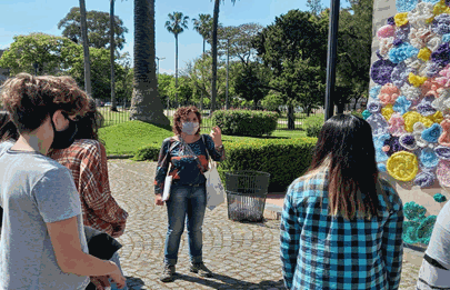 Visita de estudiantes al Centro de Arte Contemporáneo Casona de los Olivera
