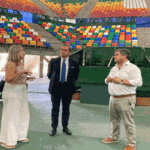 El Embajador de Alemania visitó el estadio del Parque Roca