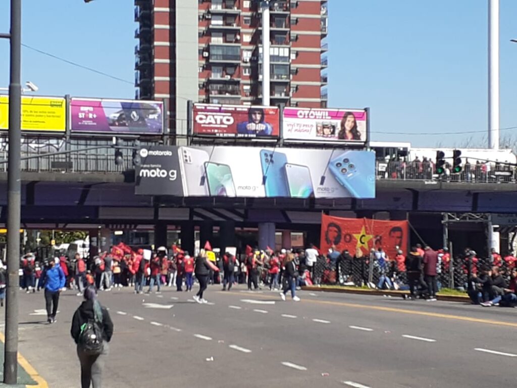 Movimientos piqueteros anuncian un nuevo corte en Puente Saavedra por “trabajo genuino y en contra del ajuste”