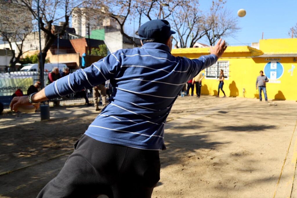 Juegos Porteños 2021: competencia de Tejo de Adultos Mayores en el Centro Recreativo Holmberg