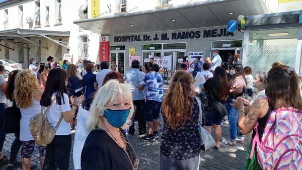 Miércoles de paro en el Hospital Ramos Mejía por el despido de un trabajador de la salud