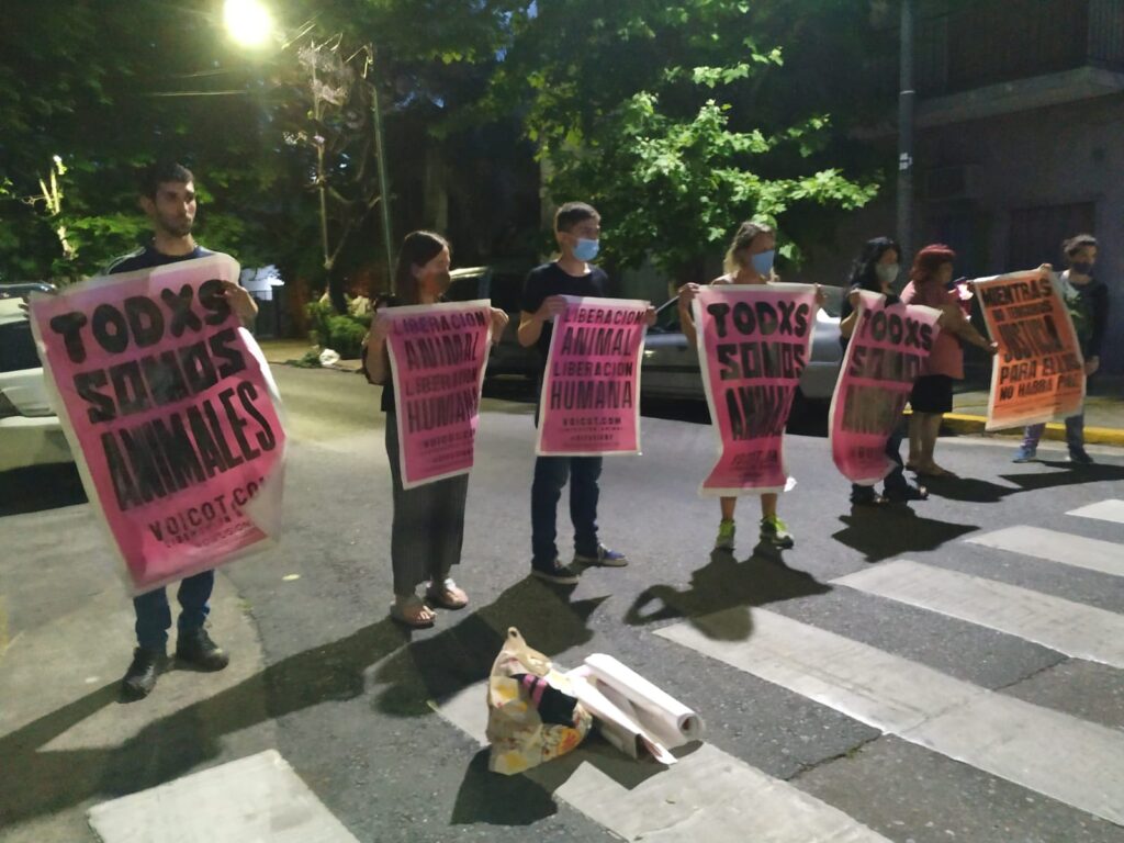 Proteccionistas cortaron la calle Ramallo a la altura de Mariano Acha en Saavedra