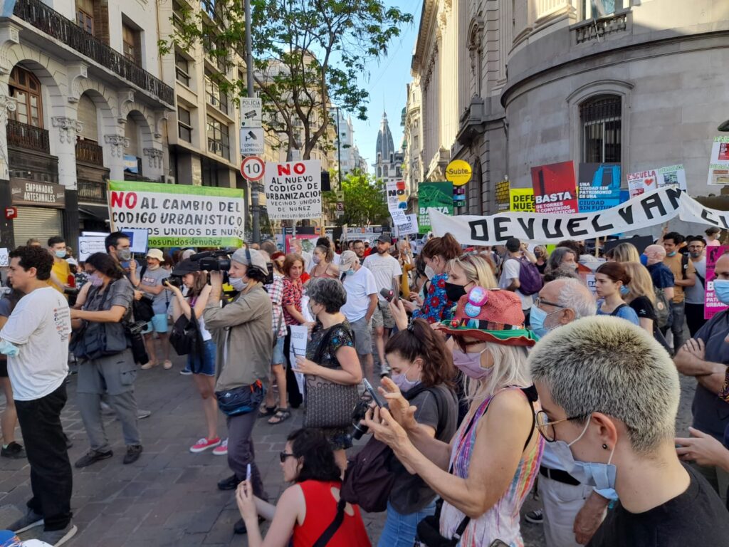 Vecinos protestarán en los barrios y la Legislatura porteña contra la política urbana del GCBA