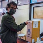 Frente de Izquierda: Gabriel Solano votó en el Instituto Ramón Falcón de Balvanera