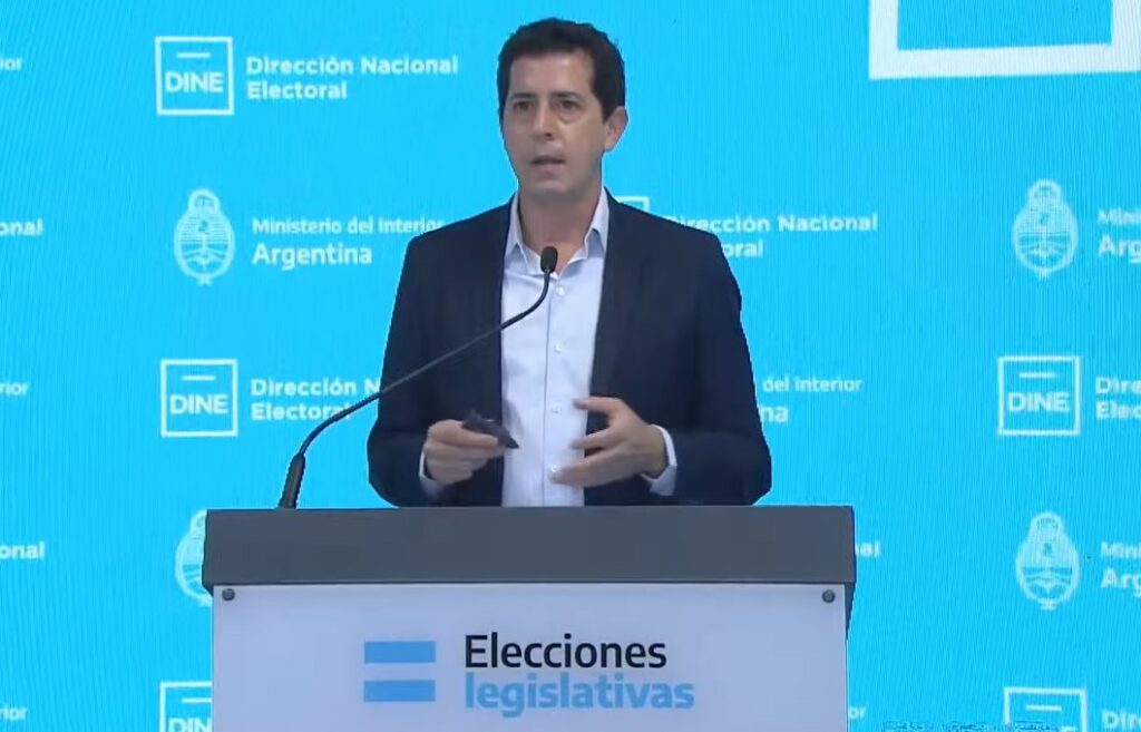 Votó al menos el 71% del padrón en el país y esperan los resultados a las 21