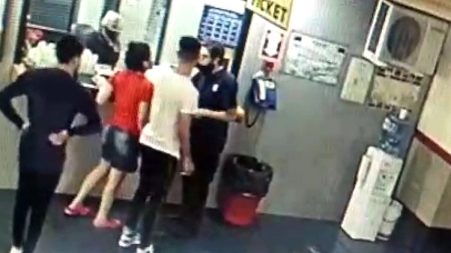 Permanece prófugo el joven que golpeó al trabajador del garaje en Monserrat