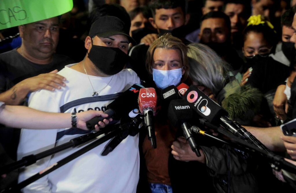 La madre de Lucas González dijo que donó sus órganos: “Su corazón va a estar latiendo en algún lugar”