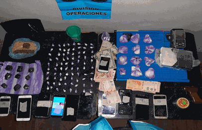 Procedimiento con detenidos en Flores por narcomenudeo