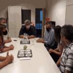 El Ministro Zavaleta visitó la sede de la Comuna 8