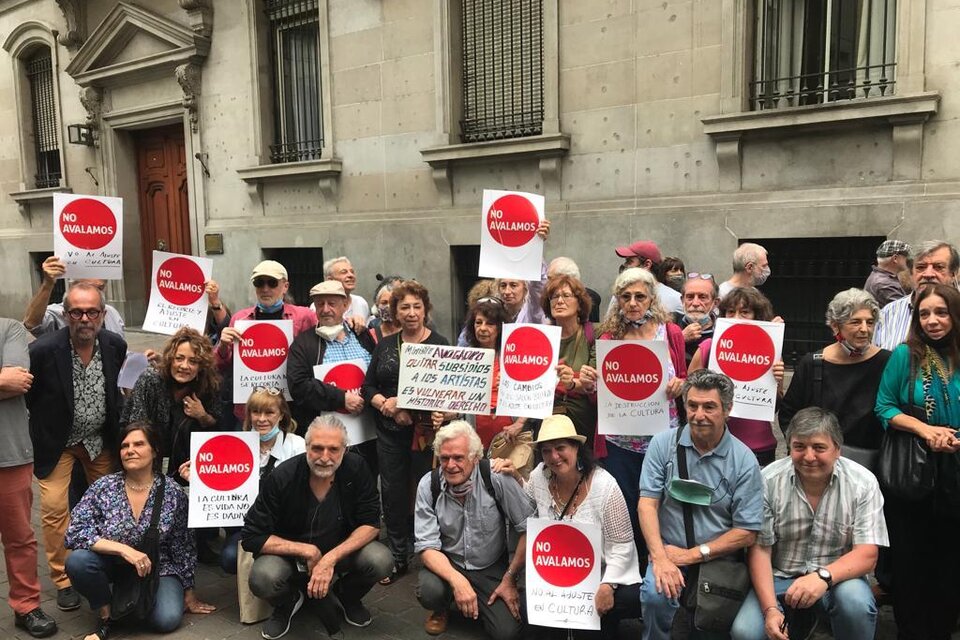 El Gobierno porteño impulsa una Ley para modificar los premios municipales y artistas denuncian recortes