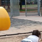 Quejas por el estado de los juegos infantiles del Parque Saavedra