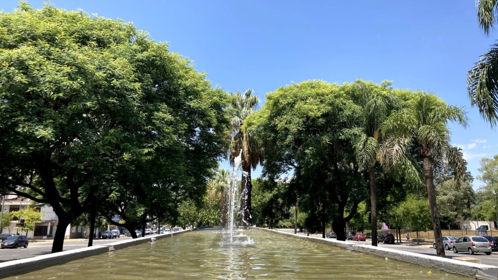 Repararán las fuentes del bulevar de avenida Balbín y del lago del Parque General Paz