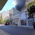 Se incendió un depósito en Anchorena al 300, hay evacuados y el humo se ve a varias cuadras a la redonda