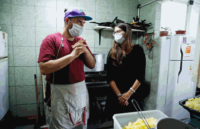 Ministra visitó el comedor Manuel Belgrano en el Bajo Flores
